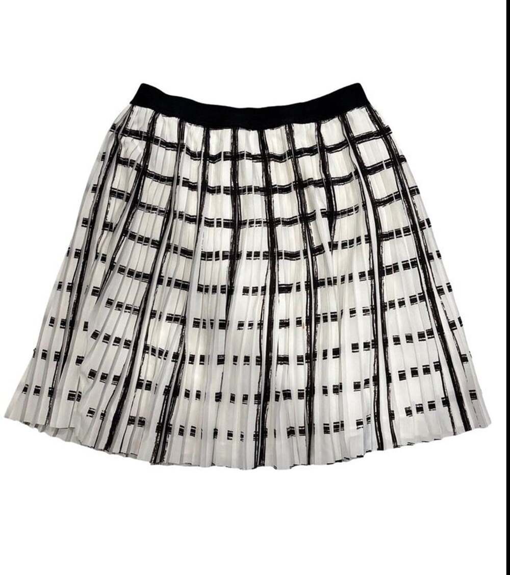 Max Studio Women’s Size Small Black White Plaid Pleated Midi Skirt Elastic Waist